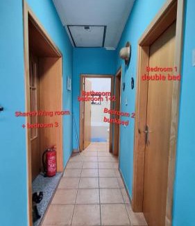 Oliveira do Hospital House | Quinta Sarnadela - private rooms with shared kitchen