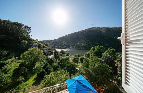 Castelo de Paiva Villa | Quinta Vieira Guedes Refúgio no Rio Douro
