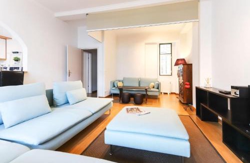Santa Isabel Apartment | Rato Elegant by Hosty