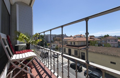 Uniao de Freguesias do Centro Apartment | RE2 in Oporto With 5 Bedrooms and 3 Bathrooms