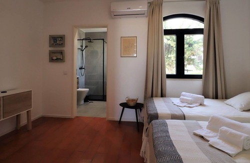 Alporchinhos House | Refúgio das Ondas by LovelyStay