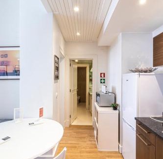 Chiado Apartment | Refuge in Chiado, Elegance and Comfort in Lisbon