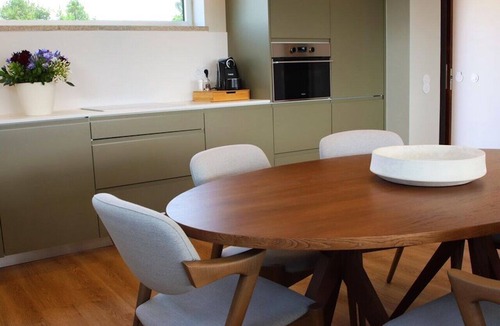 Molares House | Relaxing and Scenic Stay for Couple or Family | Free Parking, Infinity Pool
