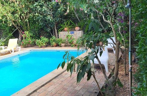 Almancil Villa | Renovated 5 Bedroom Villa With Swimming Pool in Almancil