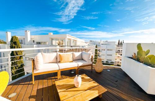 Cabanas Apartment | Resort Penthouse sea view, 2 pools and private beach