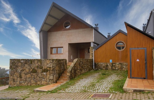 Penhas da Saude House | Retiro do Burel