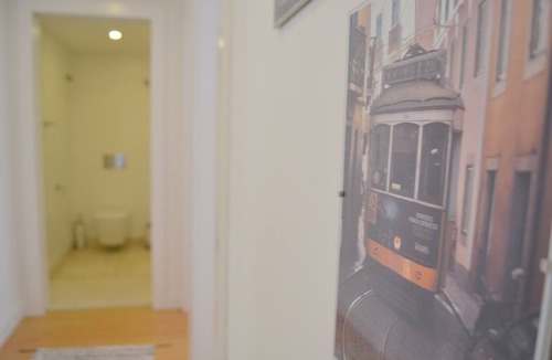 Lisbon Old Town Apartment | RH Bombarda 5, Lisbon Deluxe Apartment