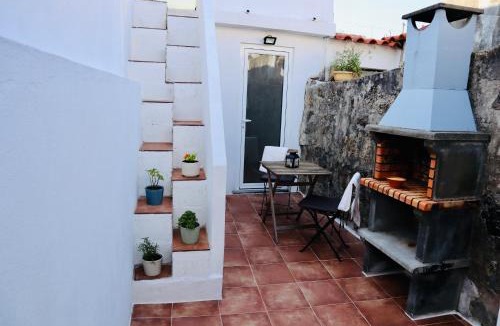 Monserrate House | Ribeira Mar Guesthouse