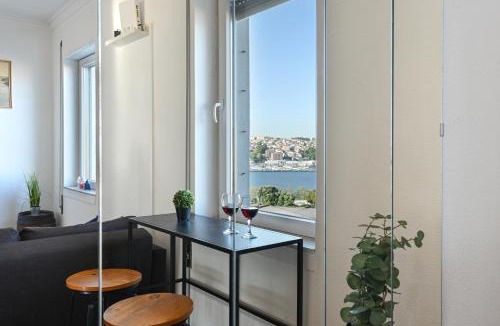 Lordelo do Ouro e Massarelos Apartment | River & Ocean View Apartment Porto