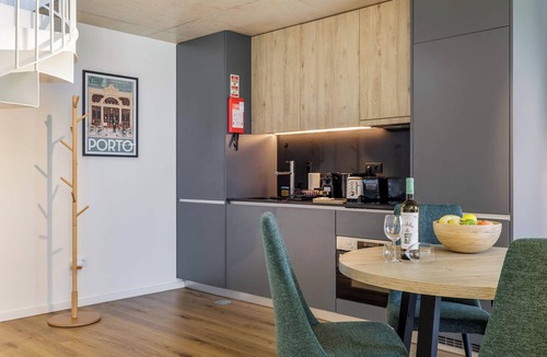 Sao Pedro da Afurada Apartment | Riverside View Apt, Near Porto & Beach