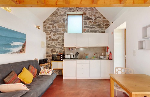 Prazeres House | Romantic Ocean Getaway
