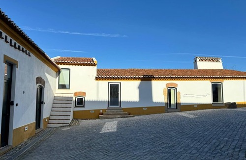 Fortios Apartment | Room '2' with Shared Pool