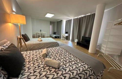 Povoa De Varzim House | Room in Guest room - Suite Room 5 private Bathroom