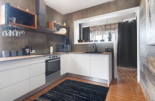 Lagoa Apartment | Room in Santa Cruz, garden-view patio, Wi-Fi