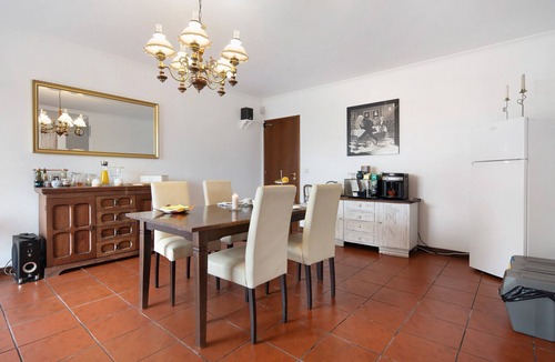 Lagoa Apartment | Room 'Quarto Belo Dia' with Shared Terrace, Wi-Fi and Air Conditioning