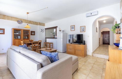 Ameijeira Apartment | Ross Apartment | sea view | pool | 5 min to beach
