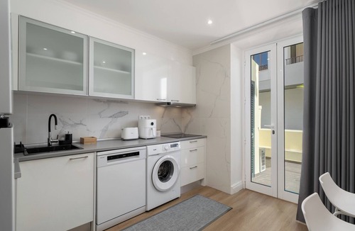 Santa Luzia House | Rua do Pina 5 – Cozy 3-Bedroom Home in Funchal