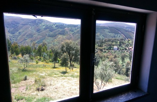 Gois House | Rustic house in a small village with amazing views