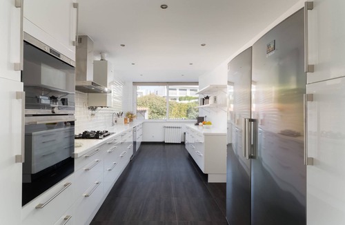Cascais Villa | São Pedro Beach Villa