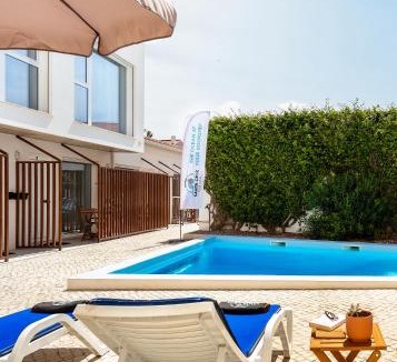 Praia de Santa Cruz Resort | Santa Cruz Dive House - PADI Centre