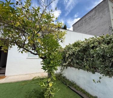 Santarem House | Santarém Orange Tree Cottage