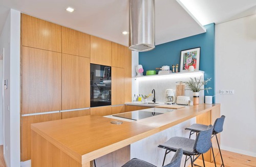 Santos Apartment | Santos 4 - Stylish & Bright
