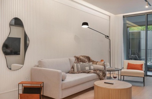 Se Apartment | Savoy Insular II by an island apart
