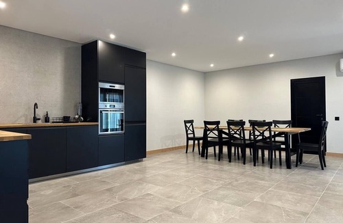 Varzea Cottage | Scallabis House, the perfect starting point for exploring the Gothic Capital.