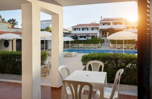 Albufeira Hotel | Scenic Albufeira Getaway Near the Coast and Buzzing Nightlife Scene