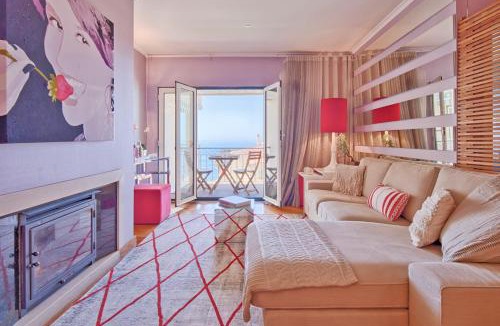 Parede Apartment | Sea Front Family Apartment