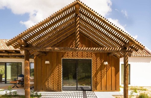 Grandola Apartment | Seamless luxury amid Comporta's rustic beauty