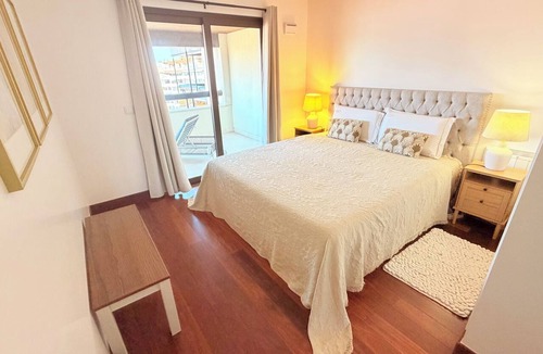 Cascais Apartment | Seaside apartment in center of Cascais with terraces, salt swimming pool, garage