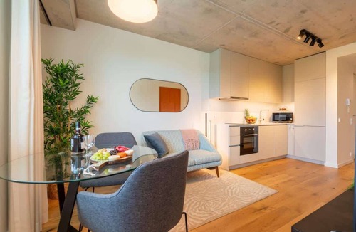 Matosinhos Apartment | Seaside Bright Flat w Balcony by HostWise