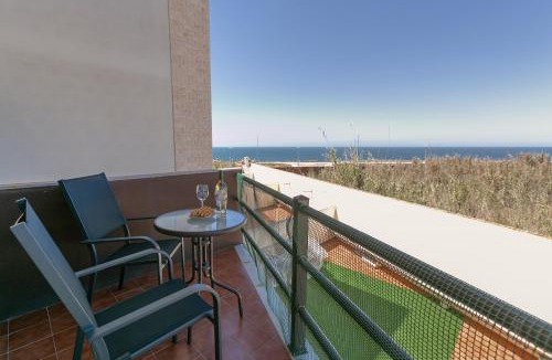 Sao Pedro Apartment | Seaside Deluxe Flat