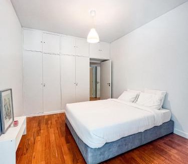 Foz do Douro Bed & Breakfast | Seaside Elegance and Tranquility: Your Luxurious Porto Getaway