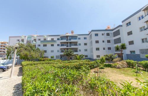 Albardeira House | Seaview Meia-Praia Guesthouse