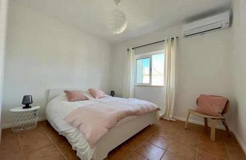 Olhao Villa | Seaview Villa with Private Pool in Moncarapacho