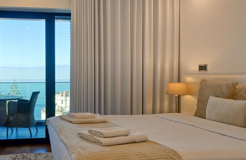 Sao Martinho Apartment | Seculo XXI, a Home in Madeira