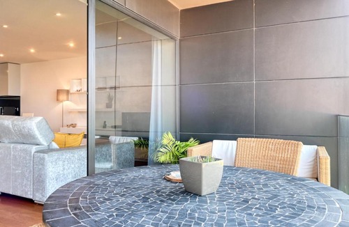Sao Martinho Apartment | Seculo XXI, a Home in Madeira