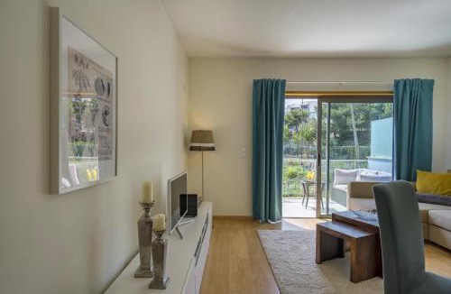 Santiago Apartment | Sesimbra Prime Apartment by be@home