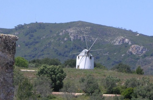 Setubal House | Setúbal -Lisbon Wonderful room with a view to the sea and mountain