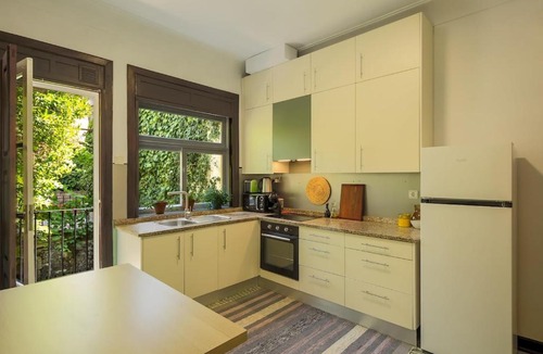 Peso da Regua House | Shades of Green