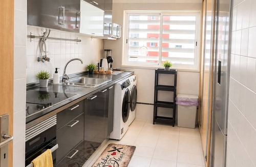 Santa Clara Condo | Singh Leite Holiday Home Cosy Room