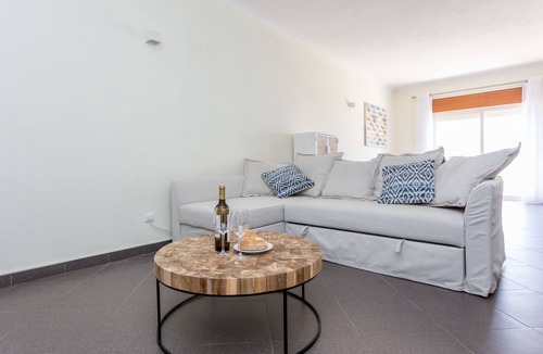 Telheiro Apartment | Sitio da Ponte Family Apartment (sleeps4)