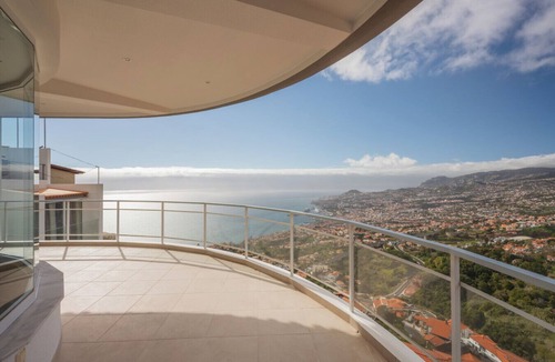 Sao Goncalo Apartment | Sky Loft: Ocean Views, Private Fireplace & Pool