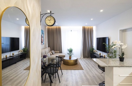 Leixões Hotel | Skyline Lofts by LovelyStay