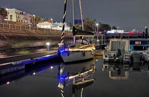 Parque das Nacoes Boat Rental | Slowlife
