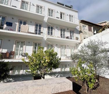 Alfama Apartment | Sol ao Castelo - Downtown w Pool, Terrace, Parking