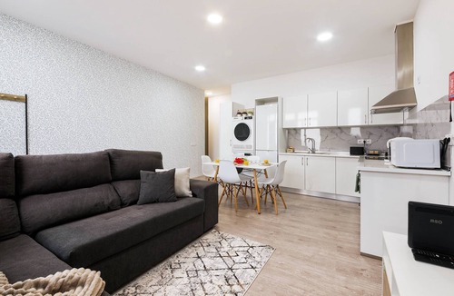 Canhas Apartment | Sol Blessing by Galmi