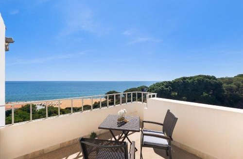 Areias de Sao Joao Apartment | Sol e Mar by Algarve Dream Holidays